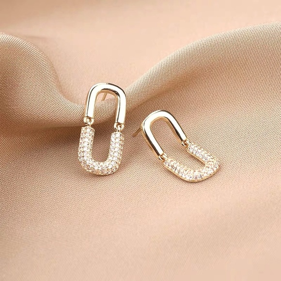 💎 BOGO❗️PRICE🔻Geometric Minimalist Zirconia Gold Earrings simple - Picture 2 of 5